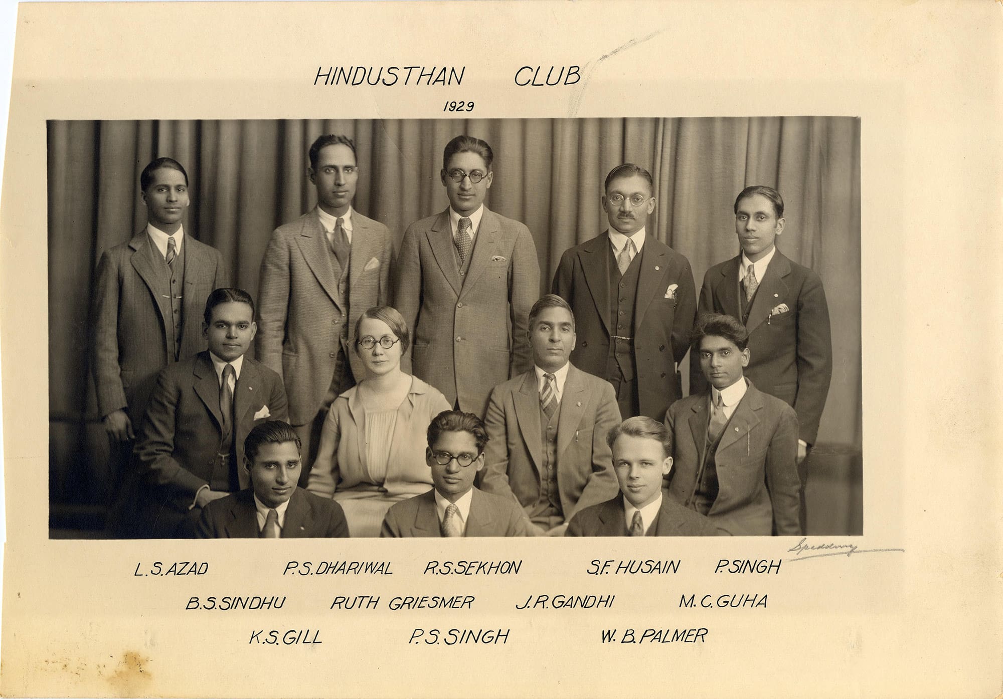 Members of Hindusthan Club pose for a group photograph.
