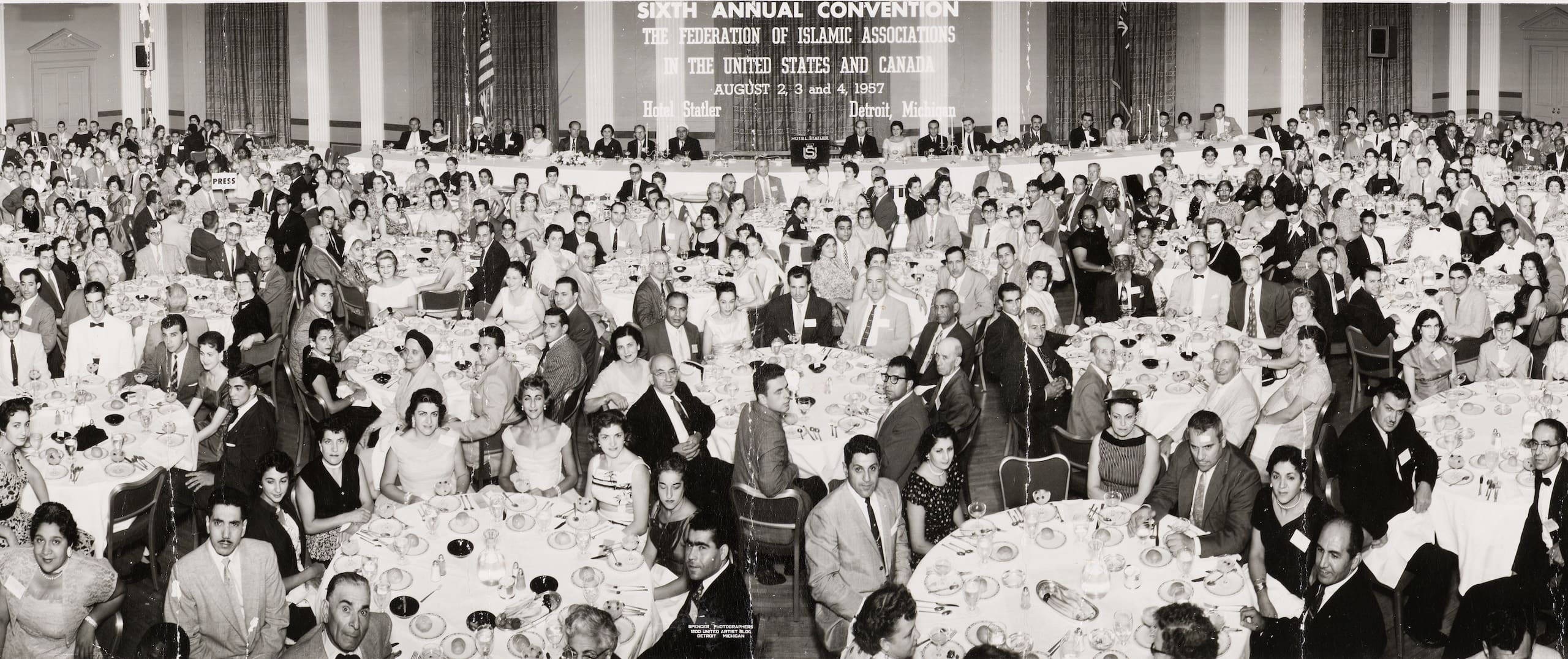 Photo of a dining room full of people attending Sixth Annual Convention of the Federation of Islamic Associations in the United States and Canada.