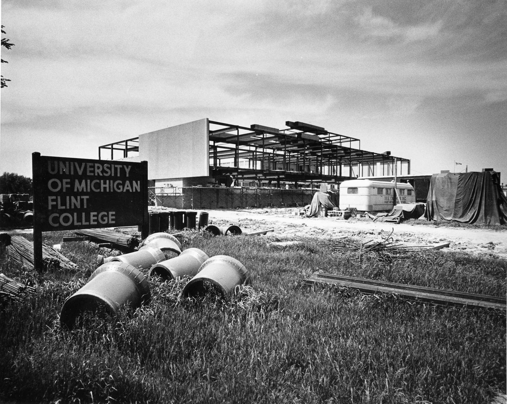 Construction site of the Harding Mott University Center in 1977.